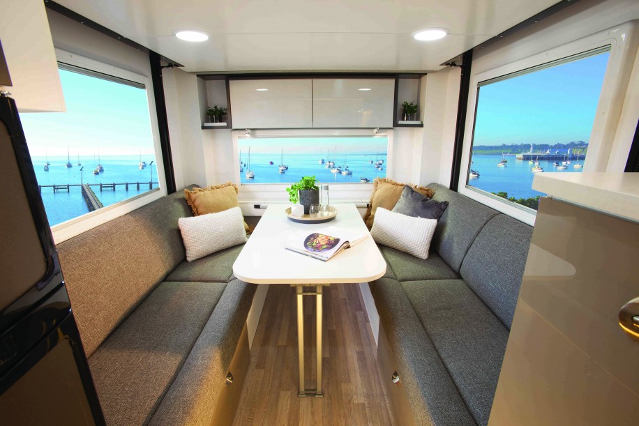 Switch into a new Motorhome lifestyle Switch into a new Motorhome lifestyle